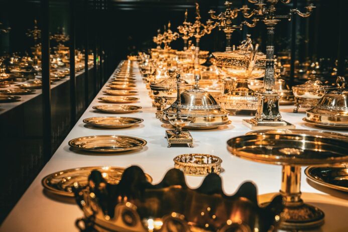 luxurious golden tableware elegantly arranged